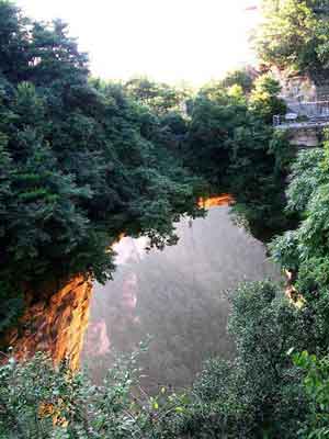 張家界、袁家界、天子山、武陵源二晚二日游